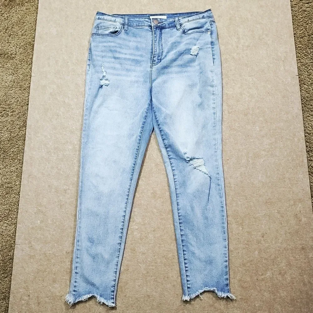 Tinseltown Juniors Distressed High Rise Jeans #4 - Picture 1 of 5